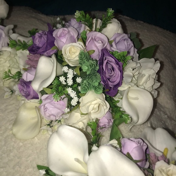 8 PC CUSTOM MADE WEDDING BOUQUET SET - Picture 4 of 16